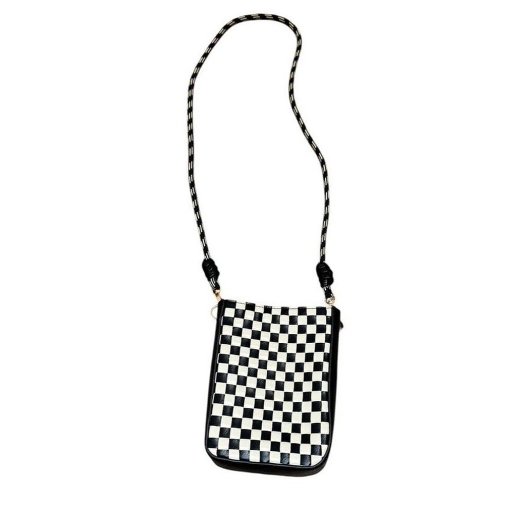 NWT Universal Threads black and white checkered purse
